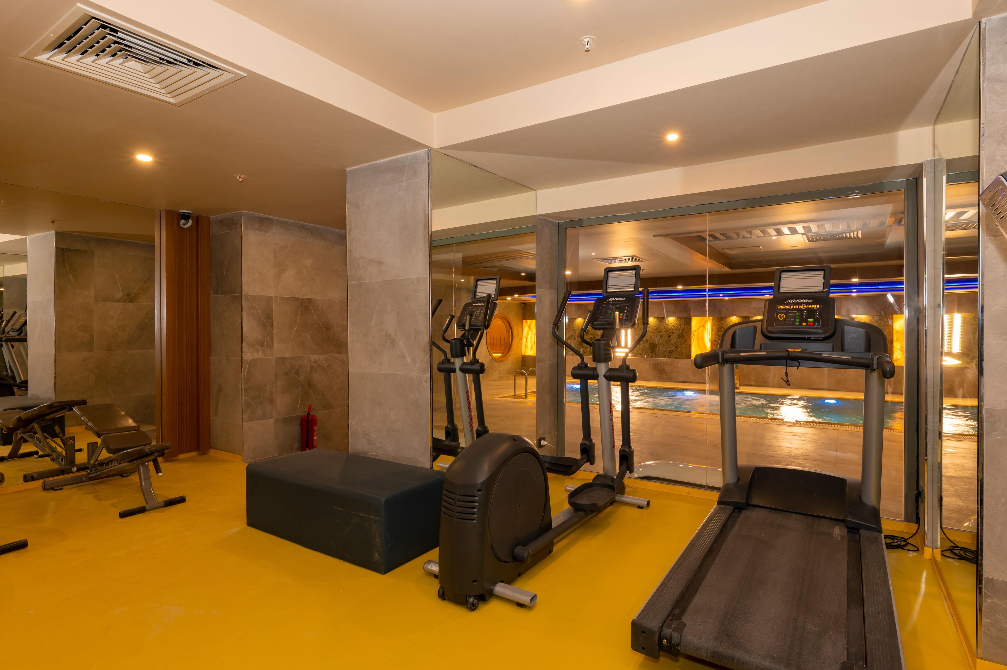 Ramada By Wyndham Pera Taksim Otel 5*