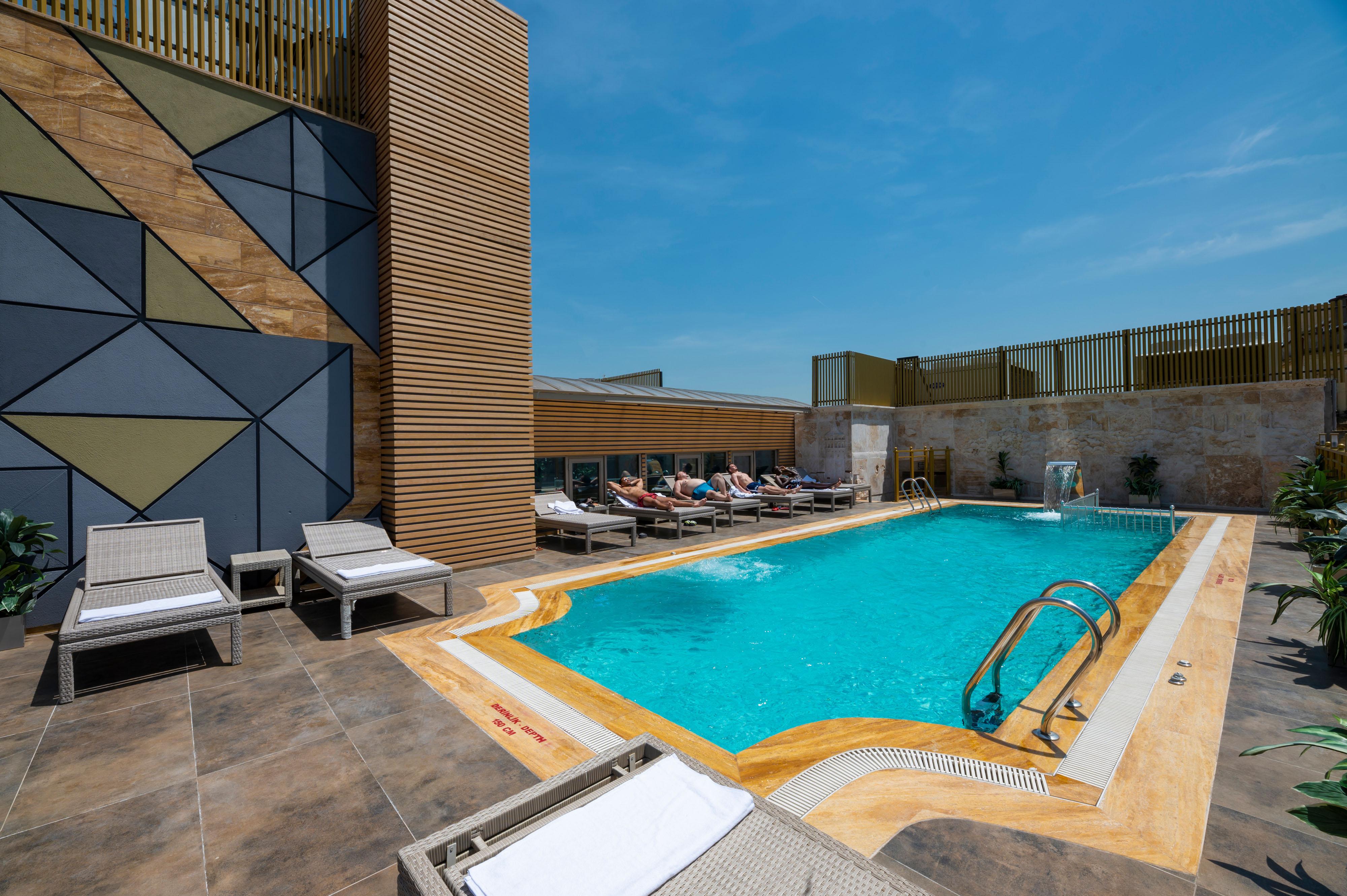 Otel Ramada By Wyndham Pera Taksim